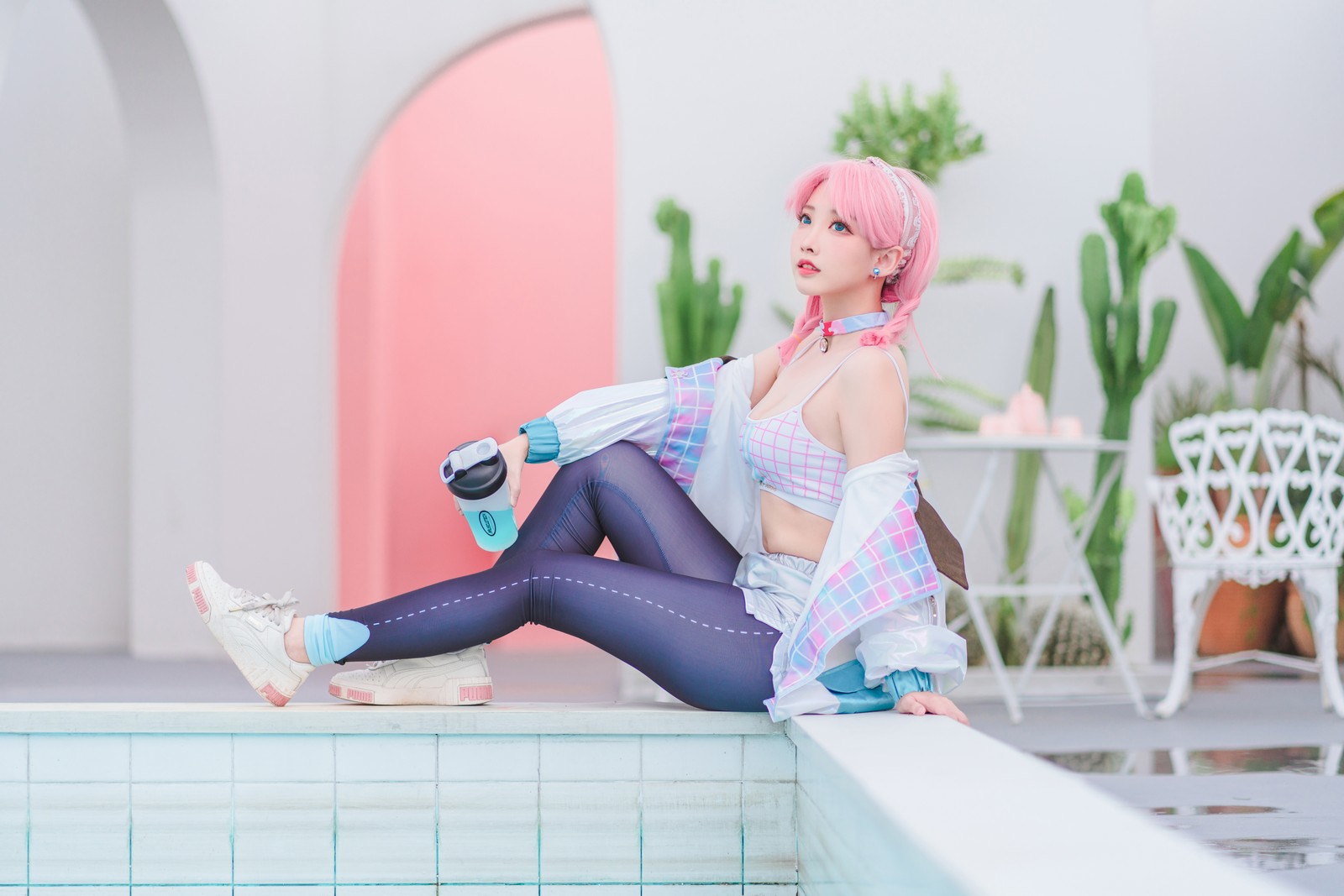 宮本桜 蓝毒 Cosplay 写真集｜明日方舟干员 高清摄影（16P｜322MB）插图6