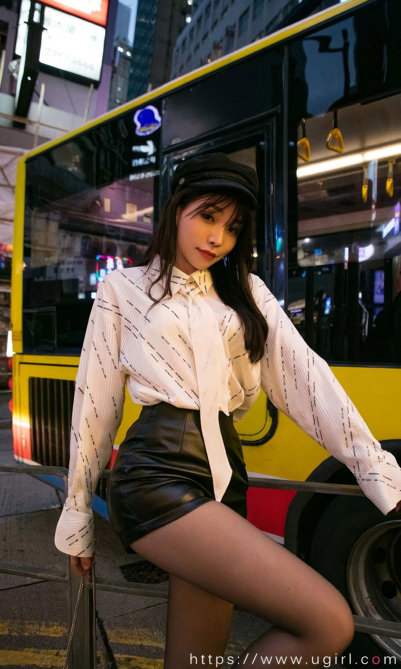 芝芝booty 你出现的街角图集，都市女孩的潮流穿搭公式插图4