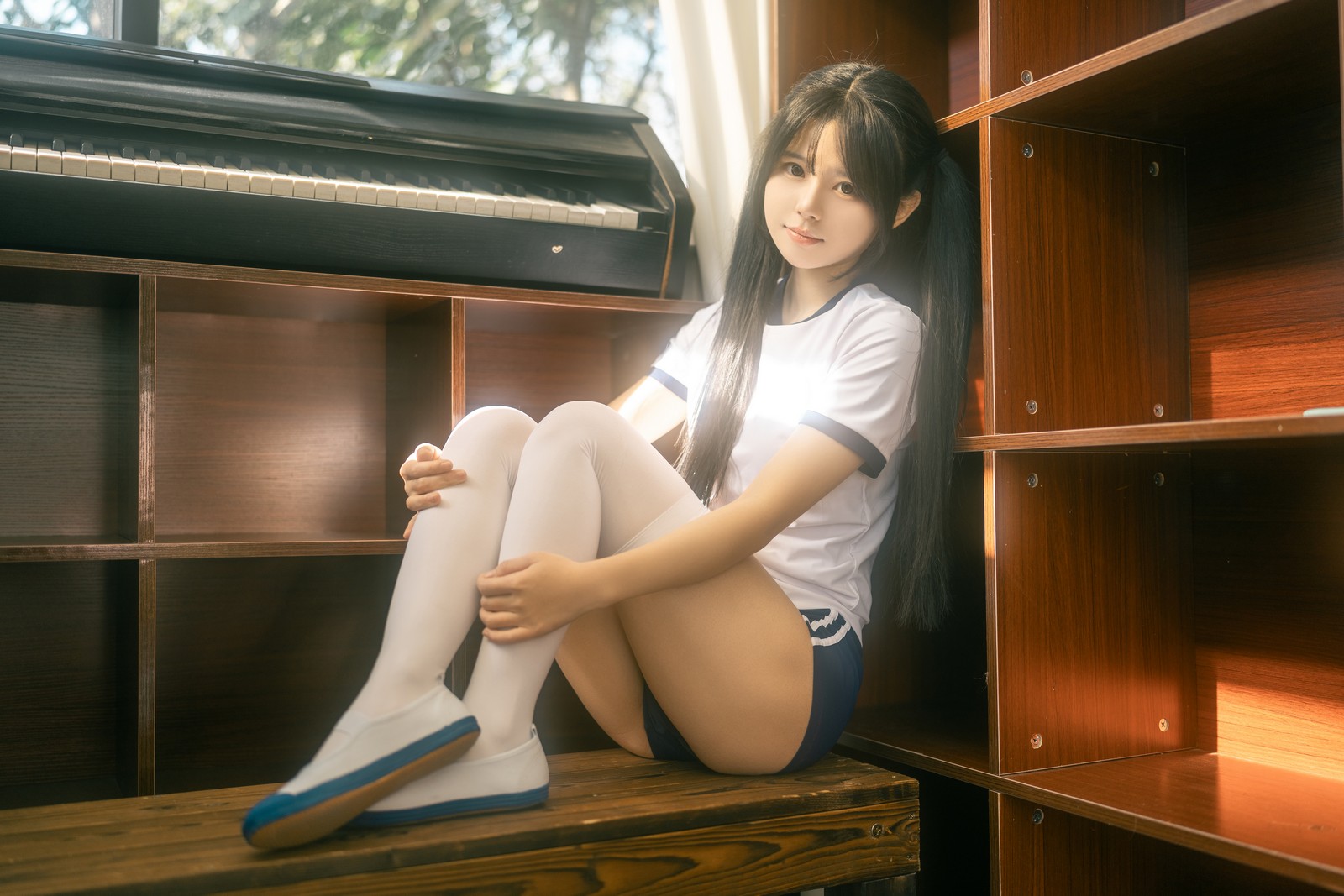 rua阮阮 春之更衣室 体操服 写真图集｜日系校园风高清摄影（47P｜469MB）插图3