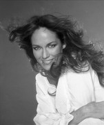Catherine-Bach-ma98