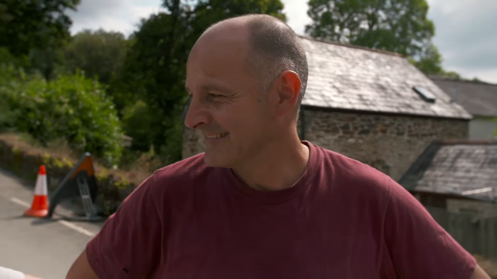 [Image: kmpqmy013v0f.png]