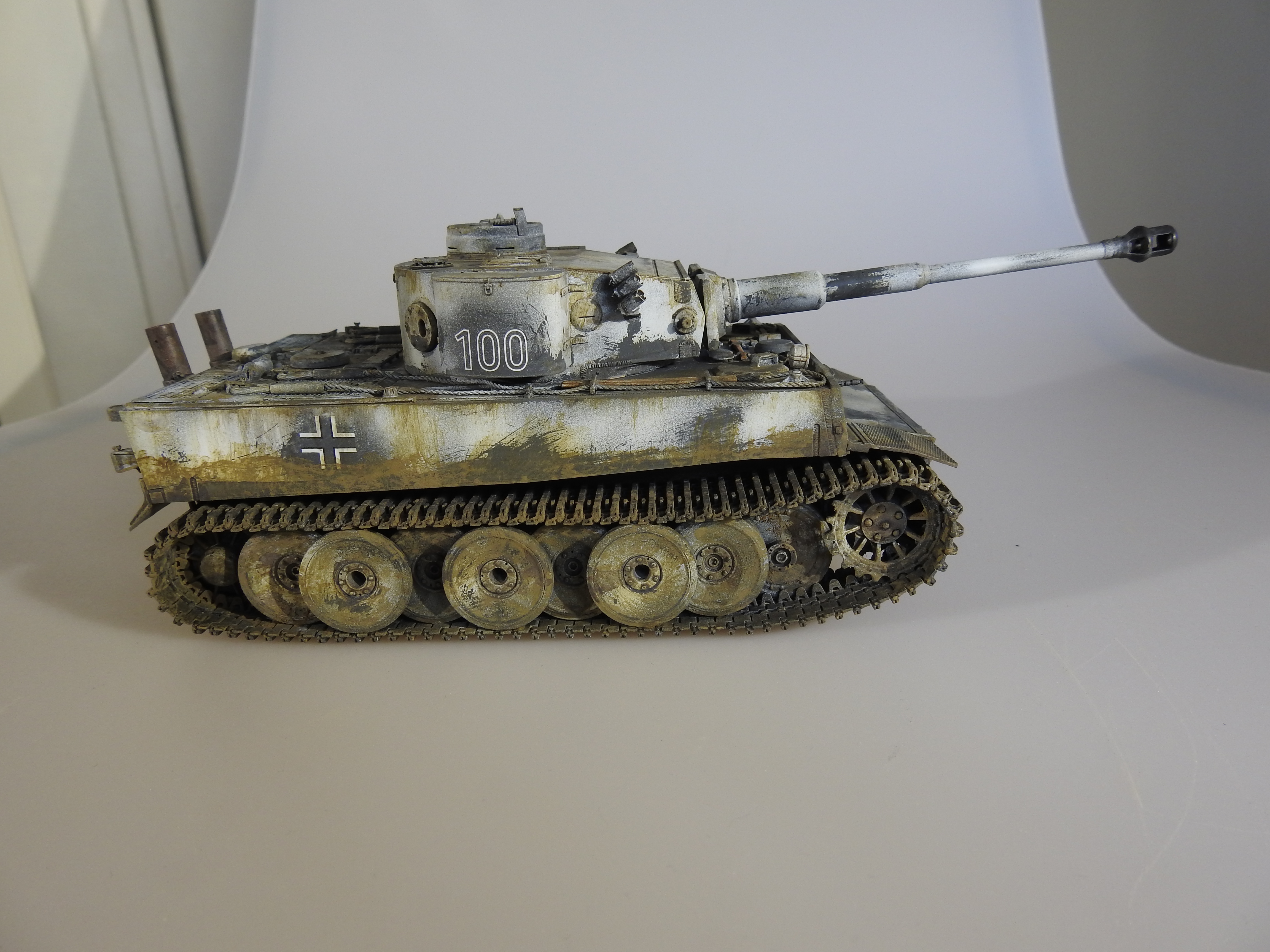 PzKpfw VI Tiger I Inital production, Rye Field Models 1/35 - Klar DSCN9594