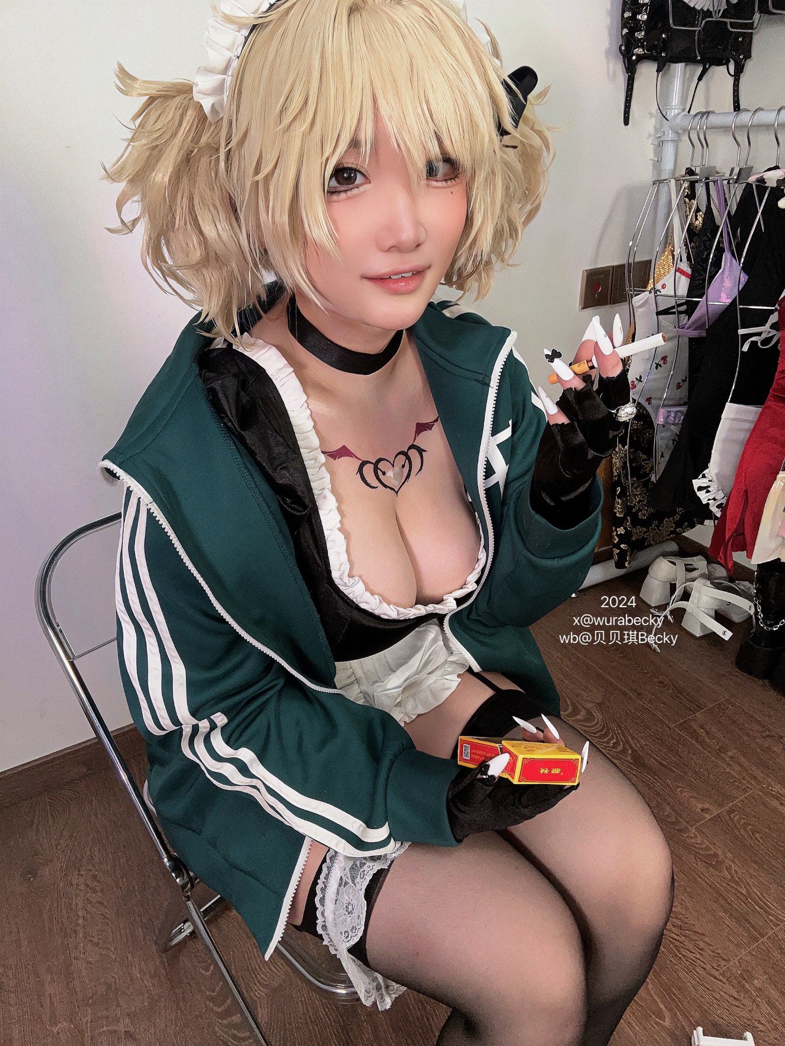 贝贝琪 Becky 烟烟 女仆 Cosplay 写真＋视频合集（69P｜1V｜339MB）插图9