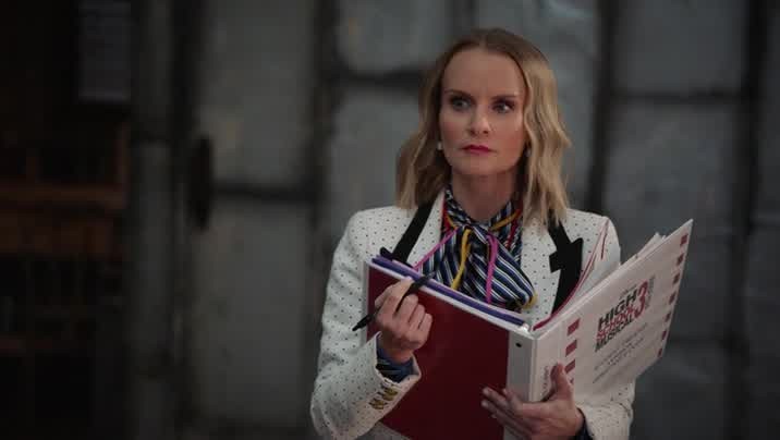 [Image: fcnxr69nr79l.jpg]