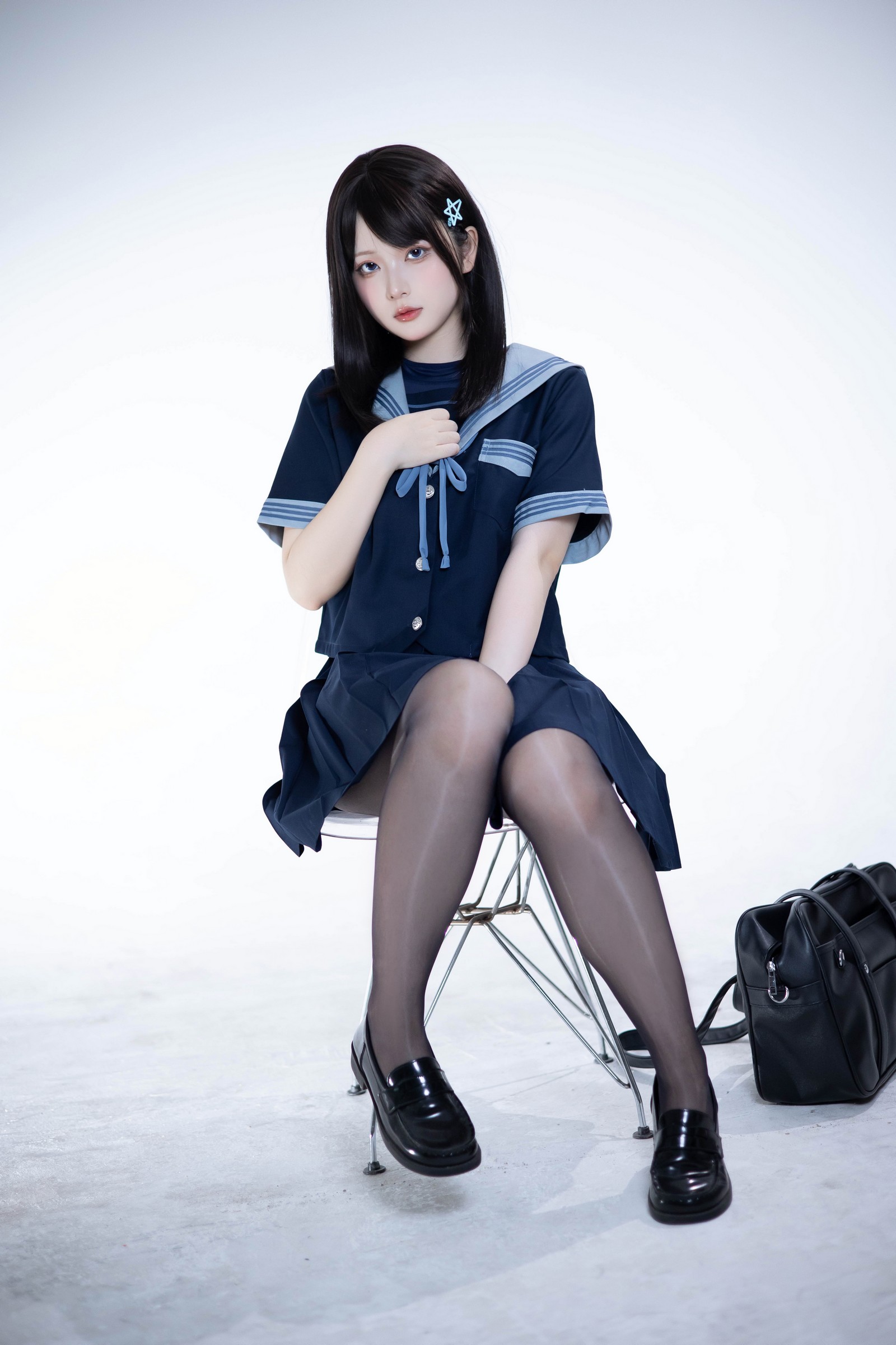 屿鱼 Yuyu 蔚蓝档案 竞泳 Cosplay 写真合集（28P｜108MB）插图