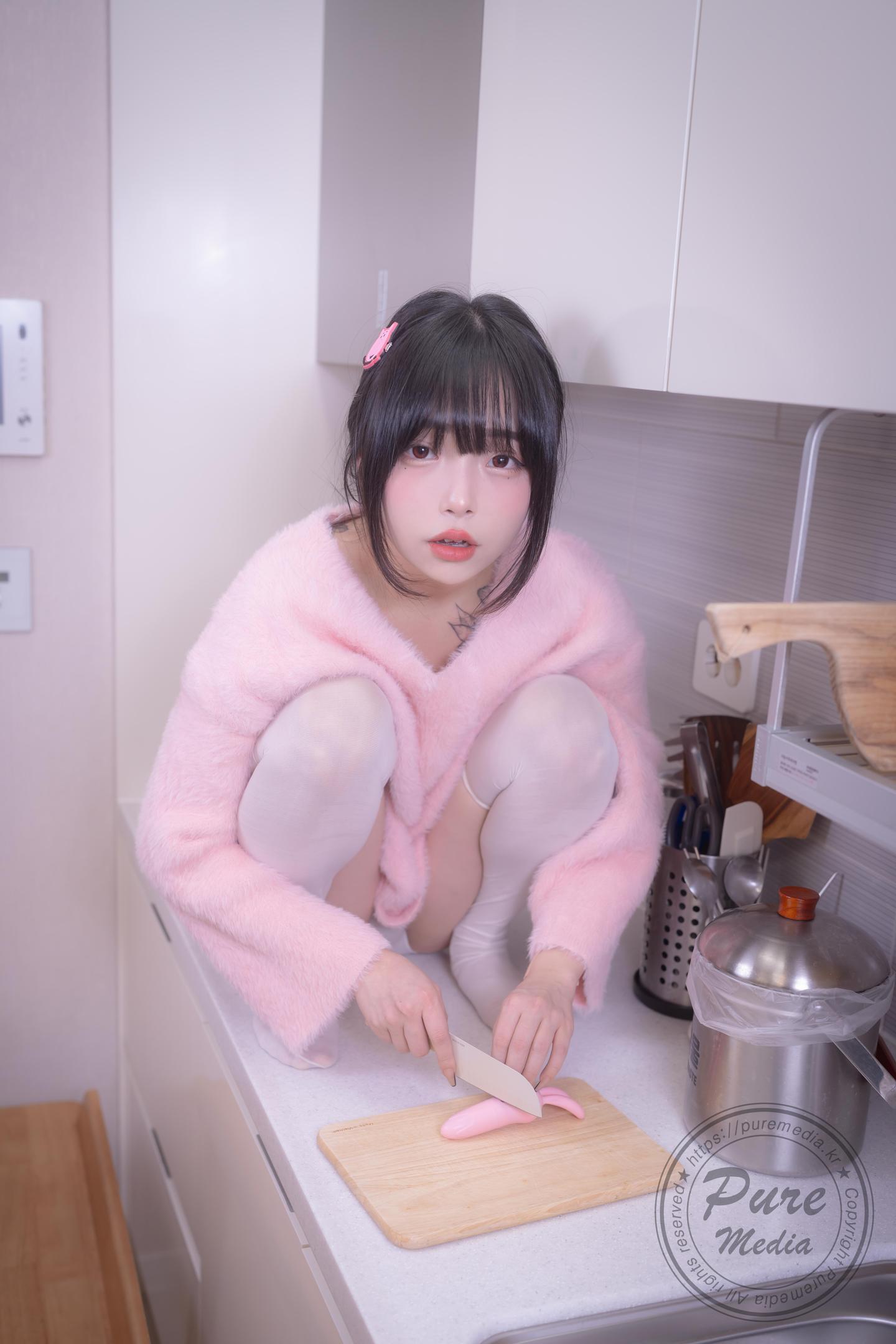Jelly(젤리) NO.006 Pure Media Vol.266 - Cutie rabbit & Pink hole 80