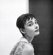 Audrey-Hepburn-me21