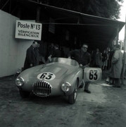 24 HEURES DU MANS YEAR BY YEAR PART ONE 1923-1969 - Page 35 54lm63-Osca-MT4-1100-L-Farnaud-A-Macchieraldo-1