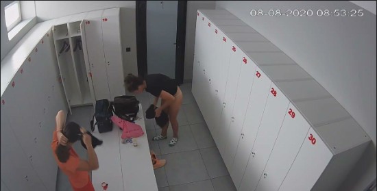 [Image: Voyeur51685112139.jpg]