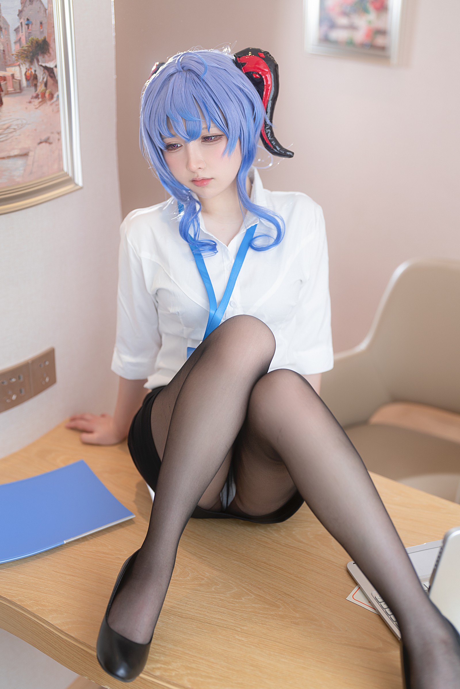 樱梨梨 甘雨 秘书 Cosplay 写真集｜原神角色高清摄影（30P｜91MB）插图1