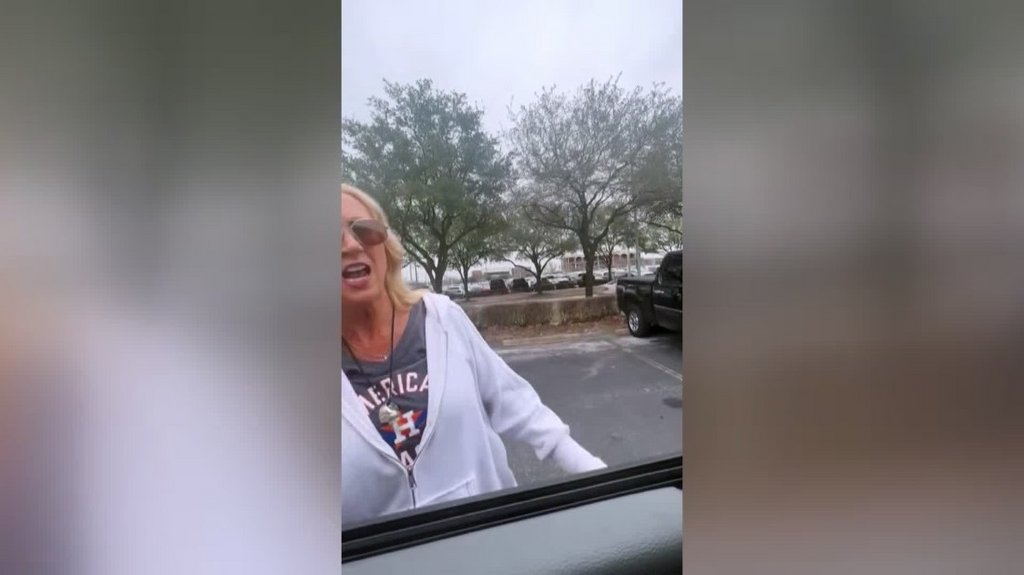 [Image: km805favgq3z.jpg]