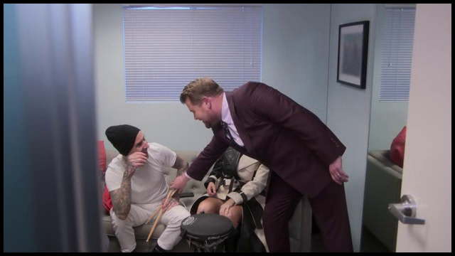 [Image: 31zphwv9sw-6k.png]