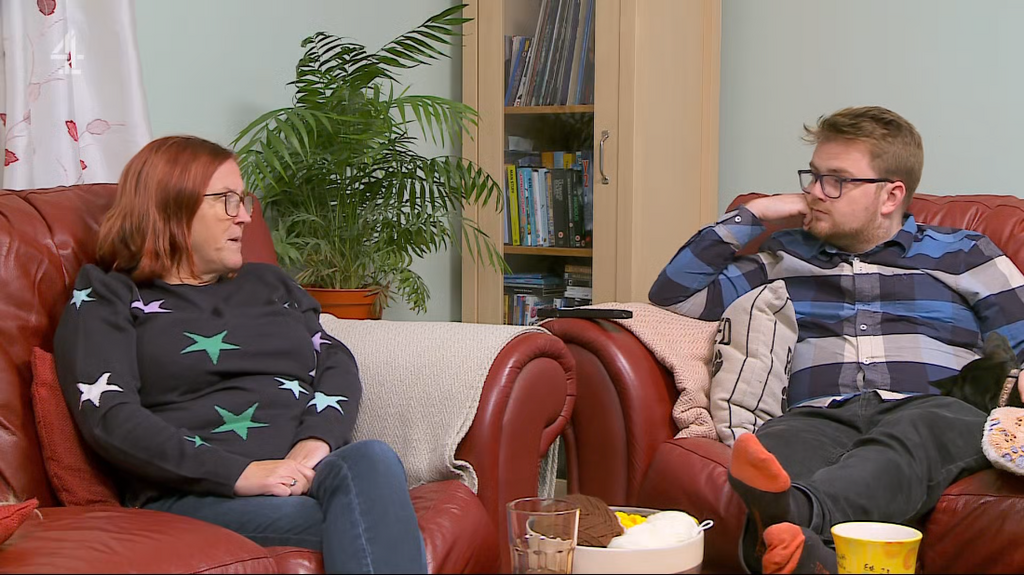 [Image: 3ynbhzm16om4.png]