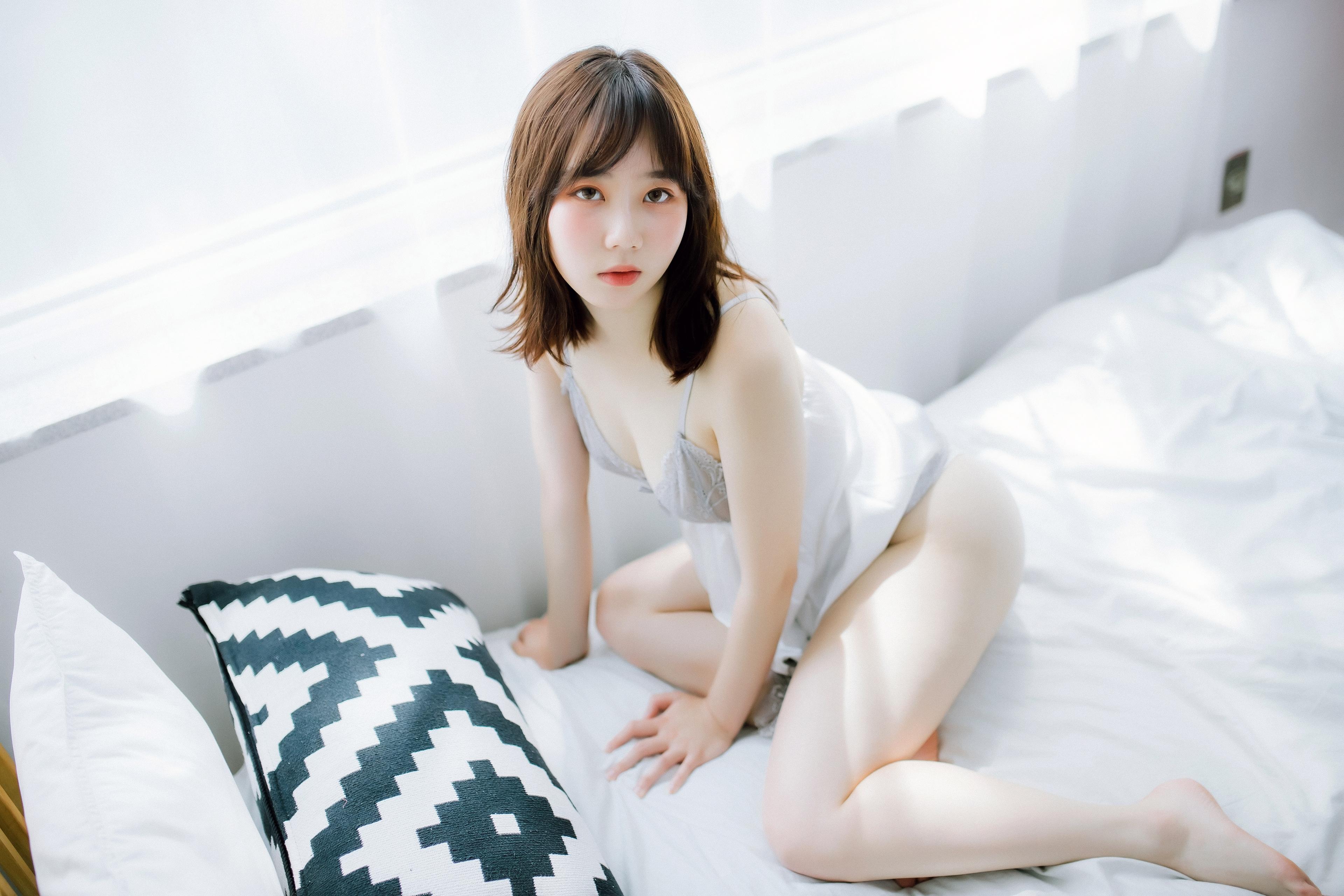 Myu_a(뮤아) NO.009 Moon Night Snap The Window B 54