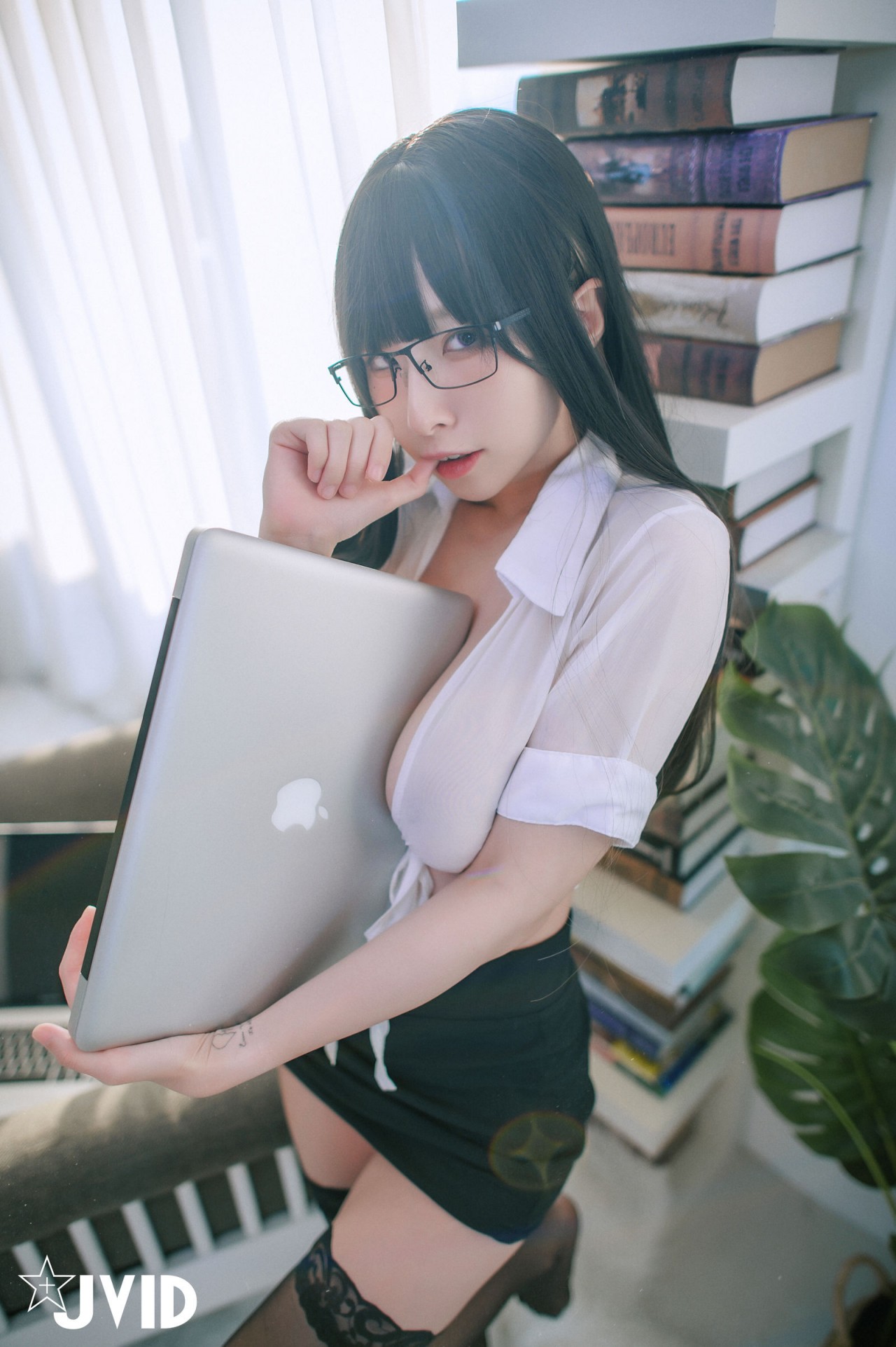 jvid 写真 《黎菲儿超完美女同事》86P，露肩装+短裙，回头率满分插图3