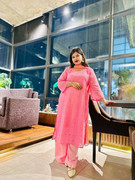 photo_6256049969400237165_y