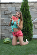 Marvel-Charm-Hanna-Watermelon-066