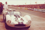 24 HEURES DU MANS YEAR BY YEAR PART ONE 1923-1969 - Page 53 61lm24M61_B.Cunningham-B.Kimberly_7