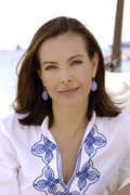 Carole-Bouquet-b19