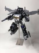 MB-11-A-BLACK-GOD-ARMOUR-03