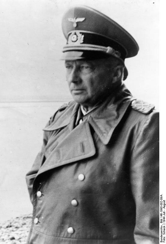 Mariscal de campo von Kluge en el oeste. Julio de 1944