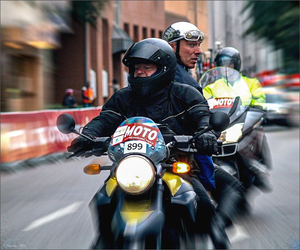 P8107198 Motomanatwork  2025 Vögel und so  LR ERWZ FB