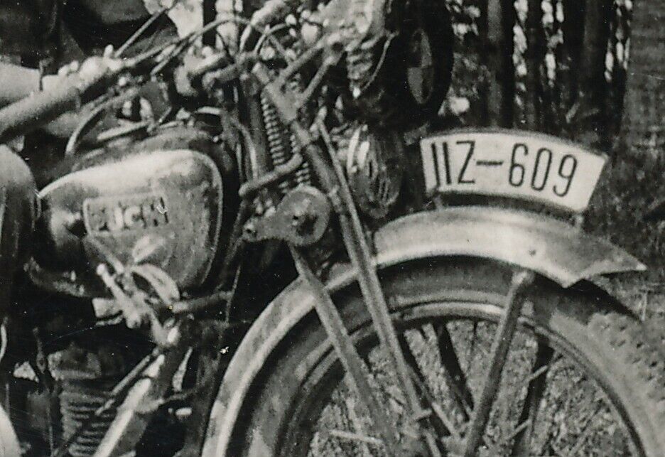 Foto - Soldat mit Motorrad Gespann - 1930er (1)