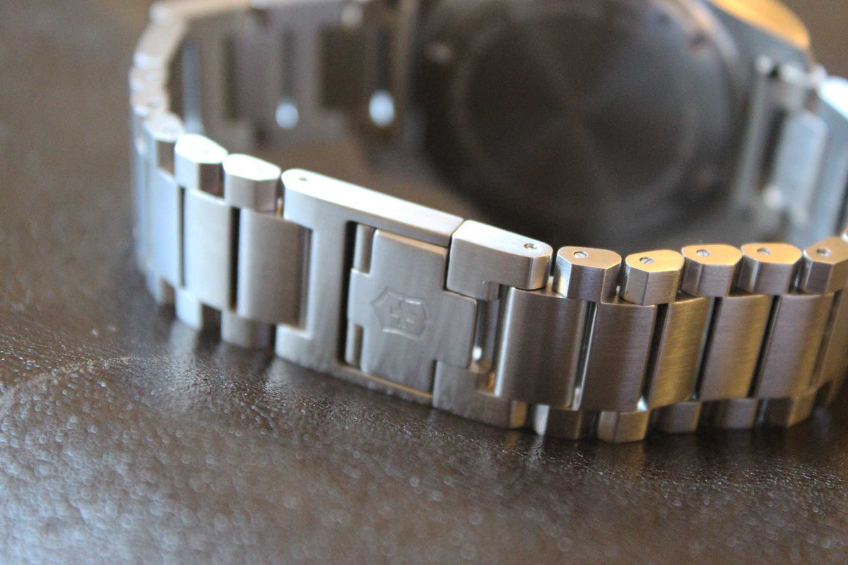 Victorinox-INOX-2