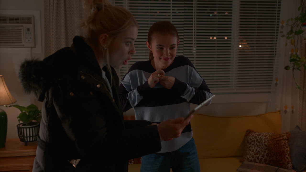 mpv shot My Secret Santa 2025 2160p UHD NF WEB DL DV P5 HEVC Нечипорук 00 03 27 0002