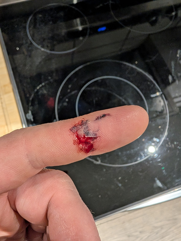 PXL 20251112 022847334