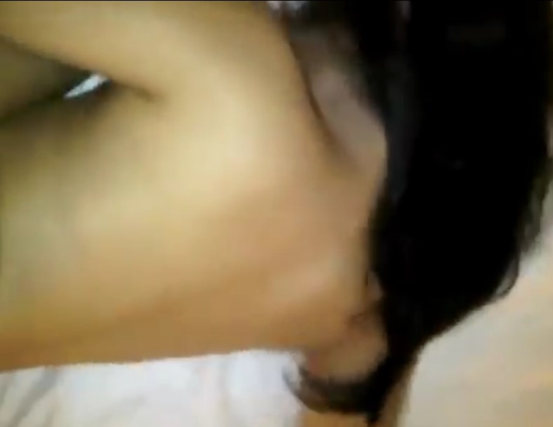 Mendesah Saat Di Entod