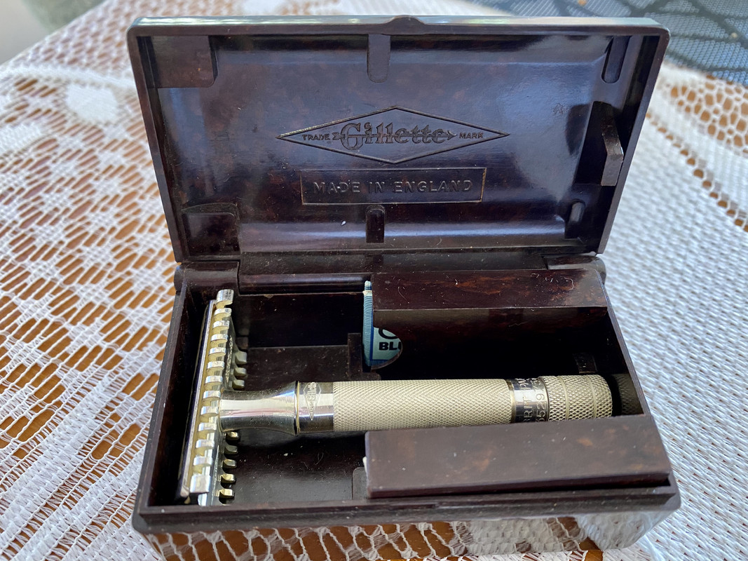 A63A8C8C-ECBF-4698-96BC-590D20232EB0