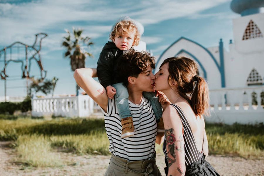 famiglie arcobaleno carta didentita elettronica genitore