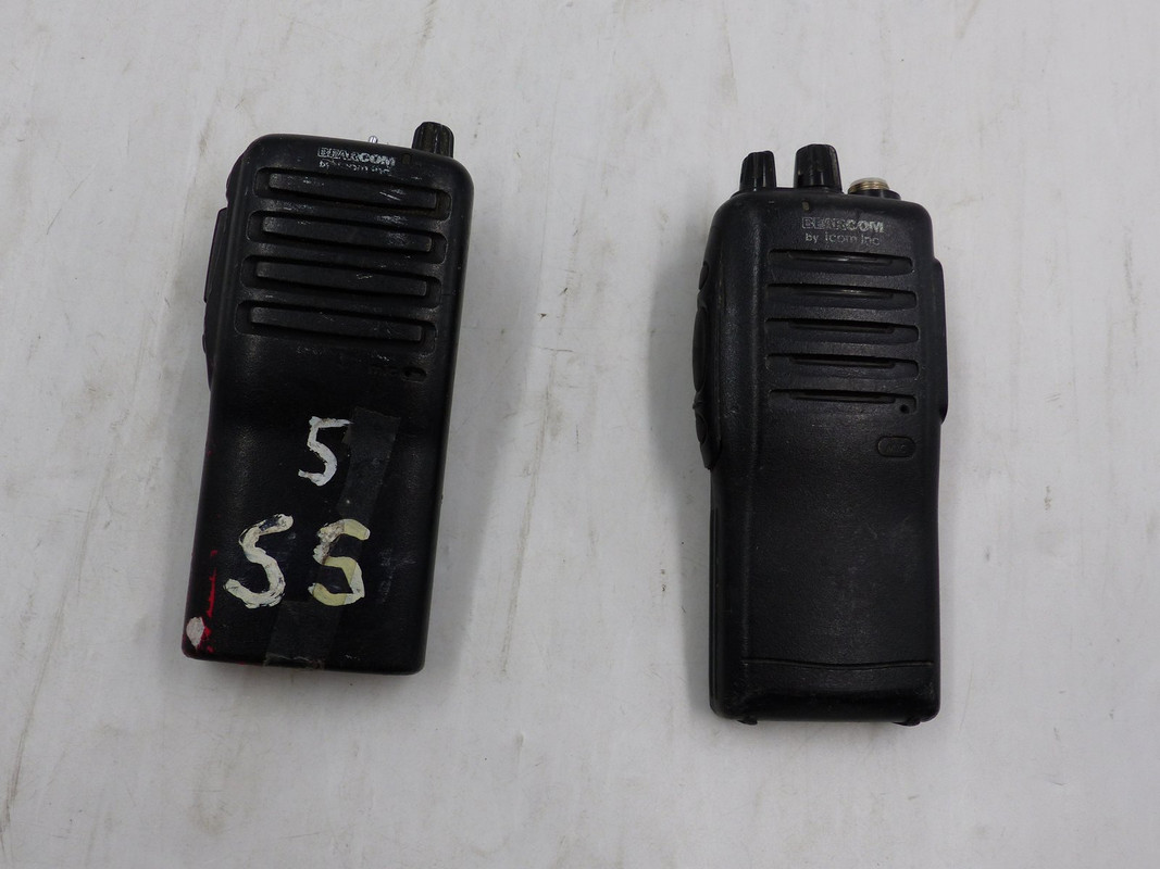 LOT OF 2* ICOM IC-F21 AND IC-F24B TWO WAY RADIO WALKIE TALKIE