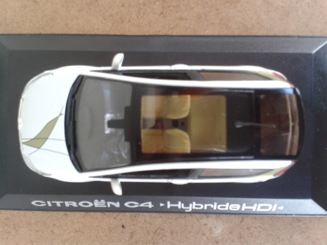 2006 Citroën C4 Hybride HDi (Norev-Altaya) (14)