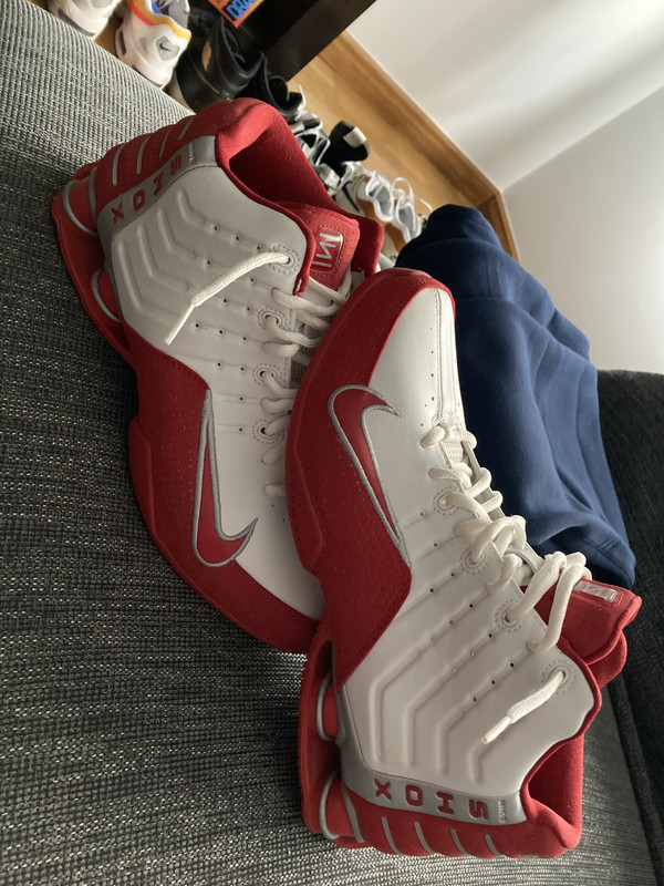 6F0310A5-21F2-4DEF-970C-B3E6CF41C930