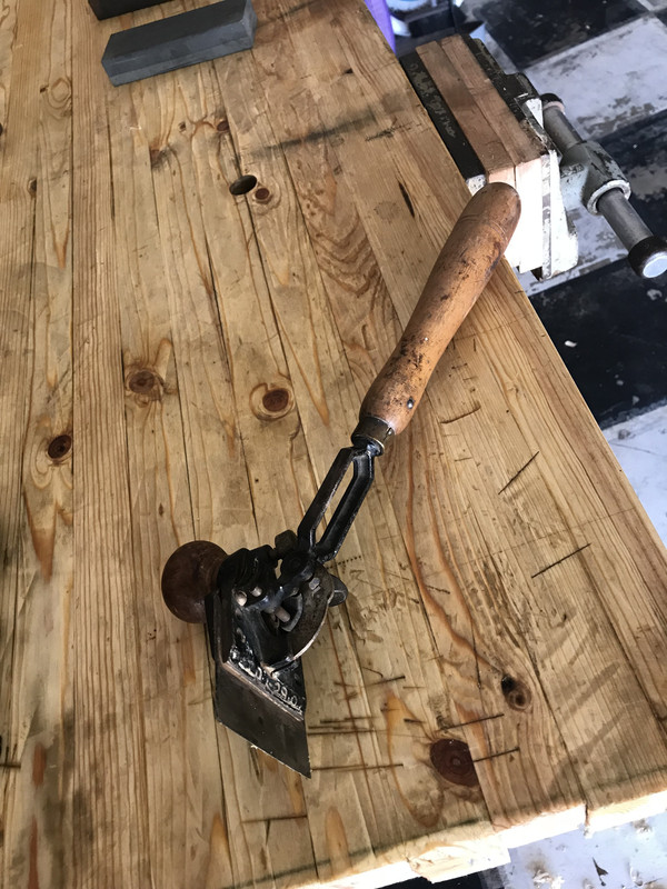 56D0B671-E896-4767-9C29-236FA3E4208D