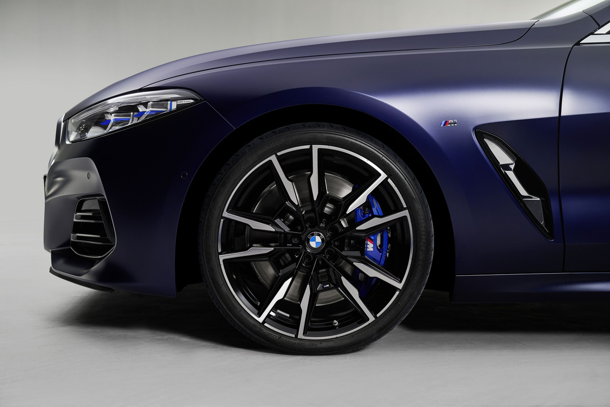 P90449092_highRes_bmw-m850i-xdrive-gra