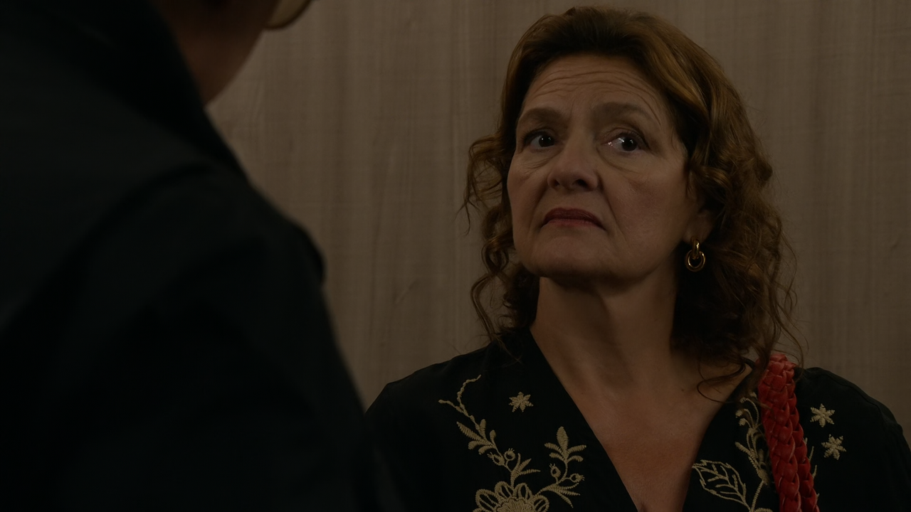 The.Blacklist.S09E04.The.Avenging.Angel.1080p.10bit.AMZN.WEB-DL.DDP5.1.HEVC-Vyndros.mkv_snapshot_22.