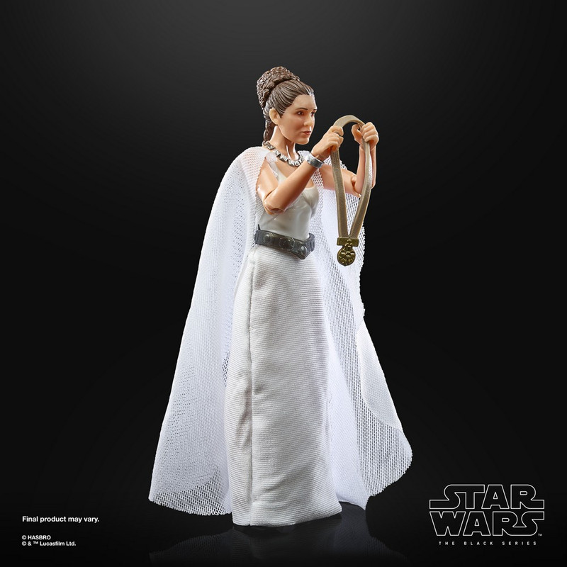 F1264_PROD_SW_BL_POTF_LEIA_0122_Online_2000SQ