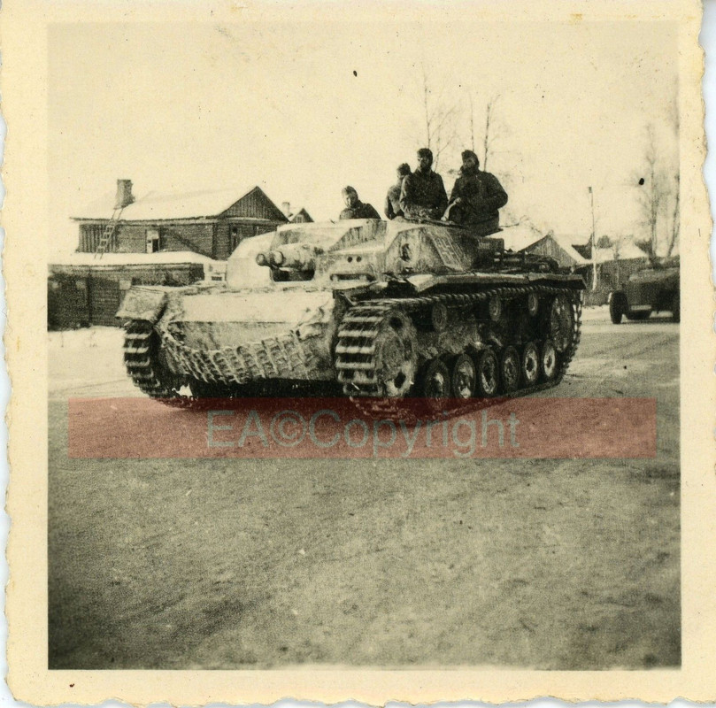 StuG Sturmgeschütz III B Winterkampf Tarn Camo P