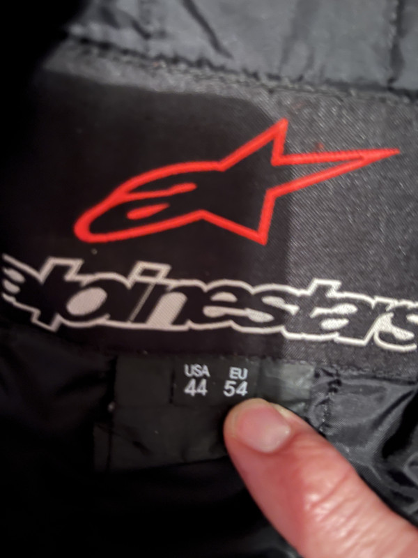 8303891F-A7F5-49AD-9A5B-92D648E206EA