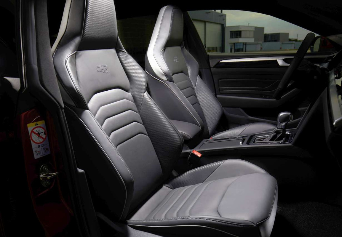 D4032AE3-454E-4F5C-8C4B-BBB9FF14DA46