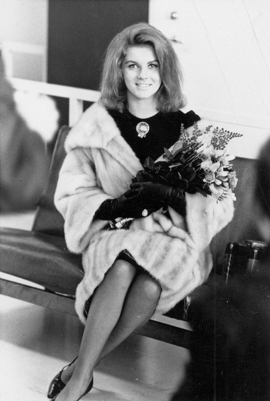 Ann-Margret_md43