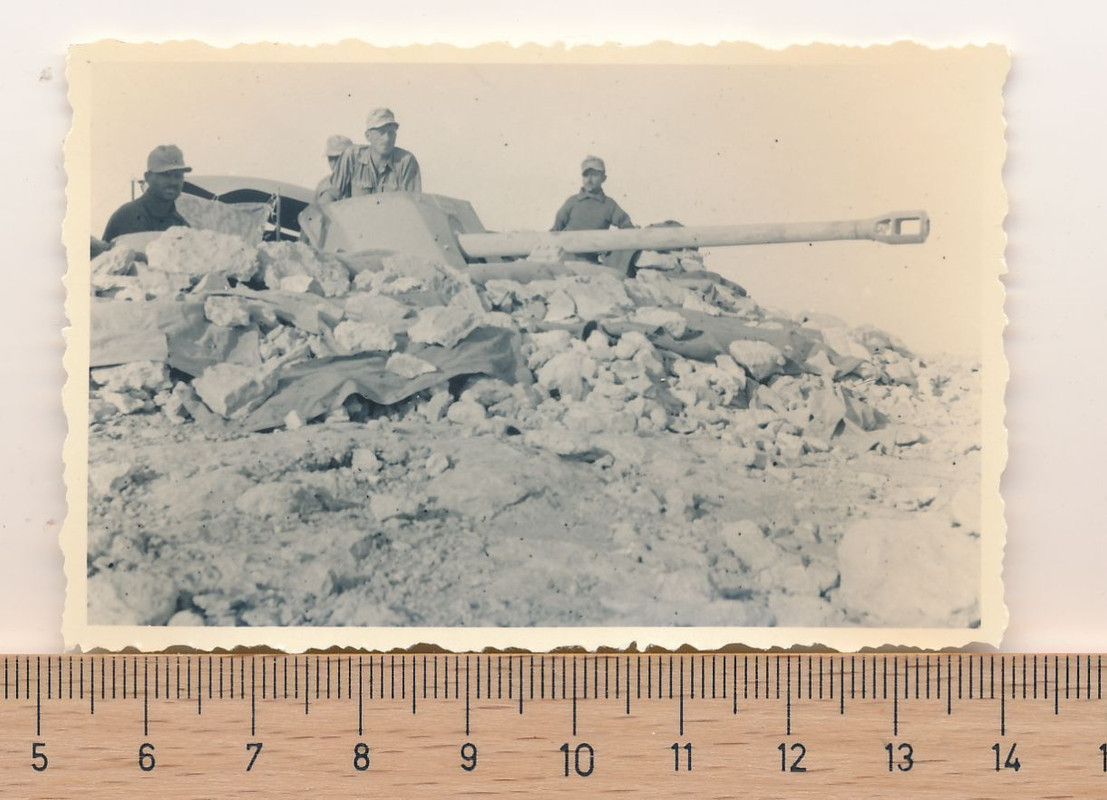 2.WK Kameraden mit Geschütz Kanone Afrika Korps