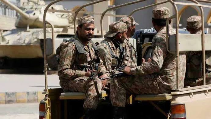 15 security personnel martyred, 12 terrorists killed in Tank check post attack
