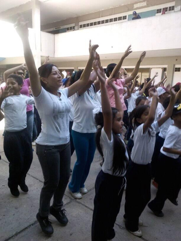 33379601_10215512738992207_2894986898726453248_n