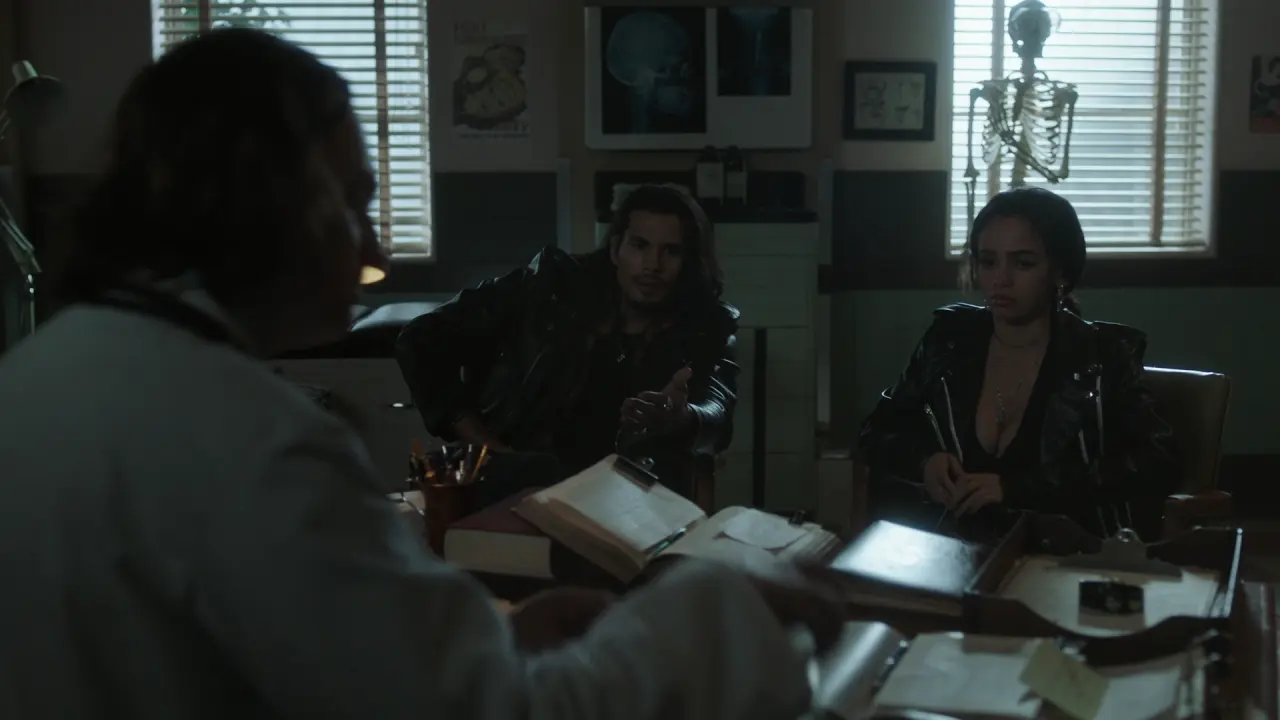 Riverdale.S06E01.Benvenuti.a.Rivervale.1080p.WEBMux.ITA.ENG.x264-BlackBit[screenshot 2]