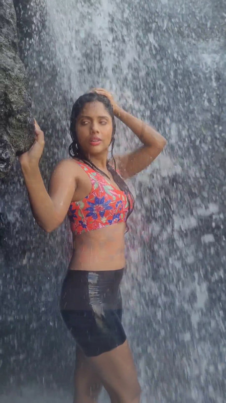 Sonal Bandekar bikini