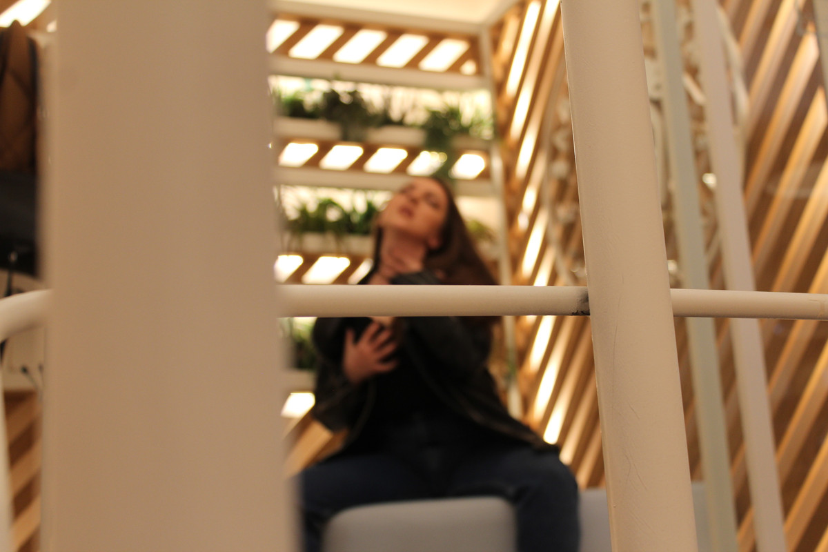 661FB123-82E3-4444-93EA-4641E409F160